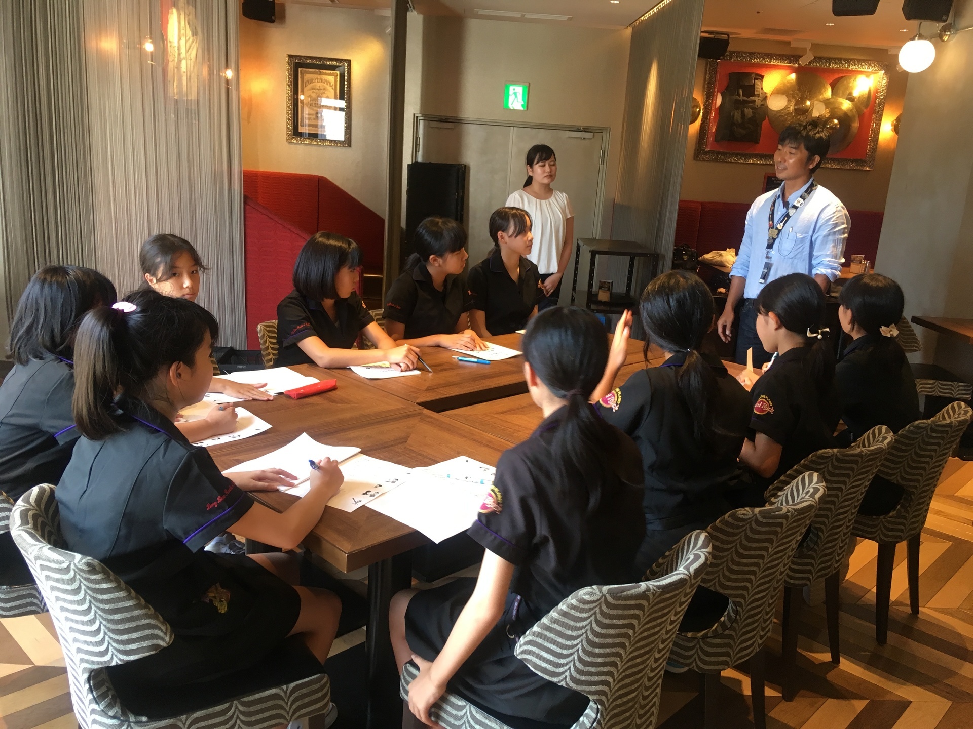 12歳のハローワーク報告 ハードロックカフェ ユニバーサルシティ大阪さんでお仕事体験 クレオ大阪 スタッフブログ